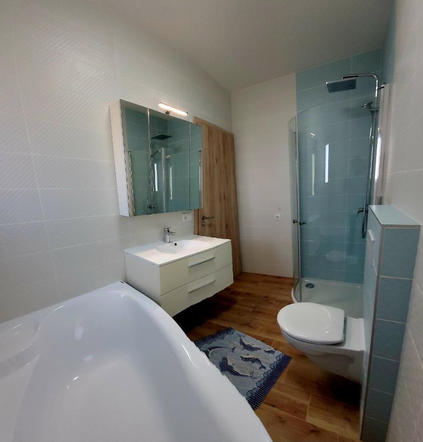 Apartament Zea Apartmanhaz Balatonfenyves Zewnętrze zdjęcie