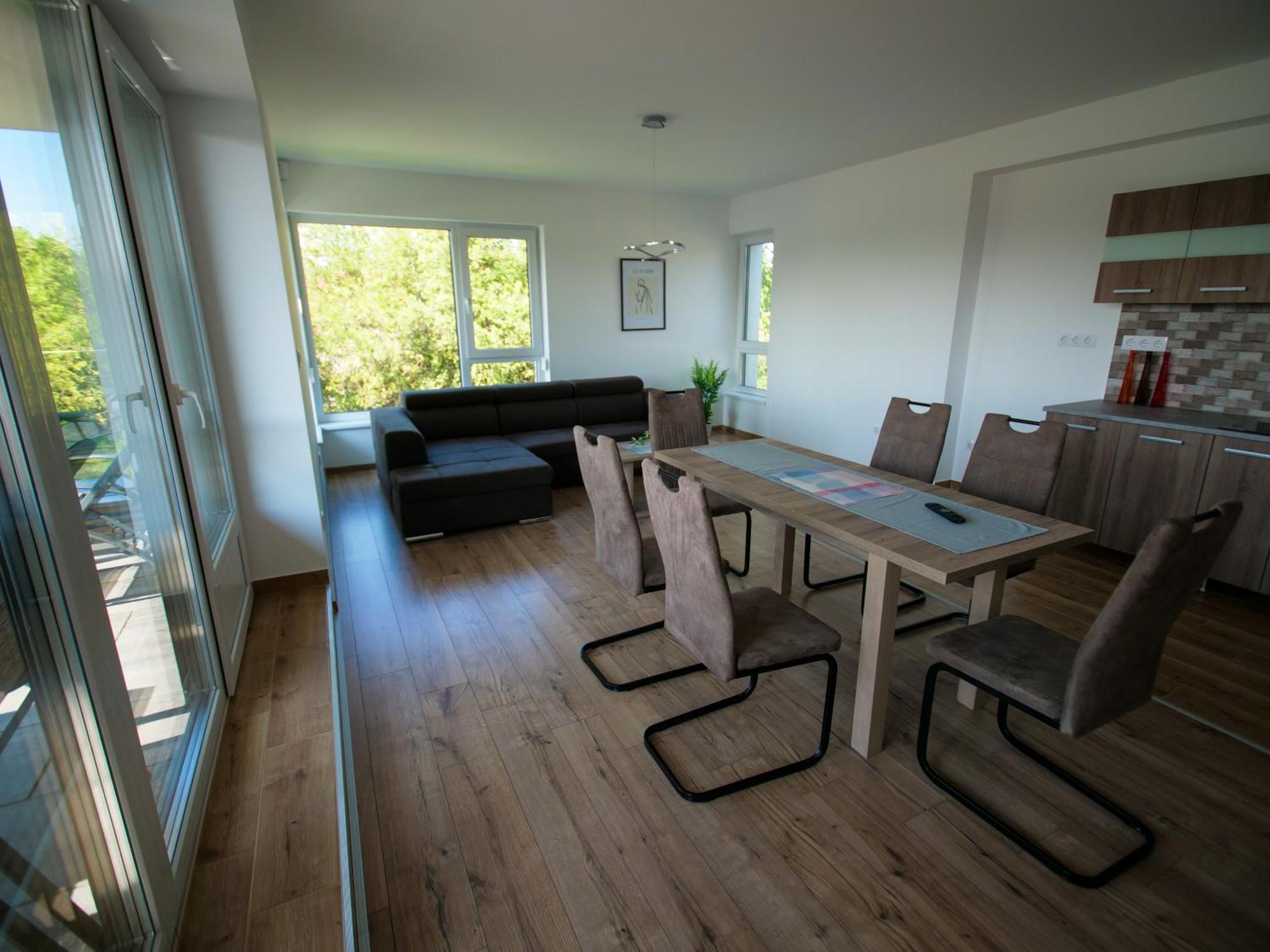Apartament Zea Apartmanhaz Balatonfenyves Zewnętrze zdjęcie