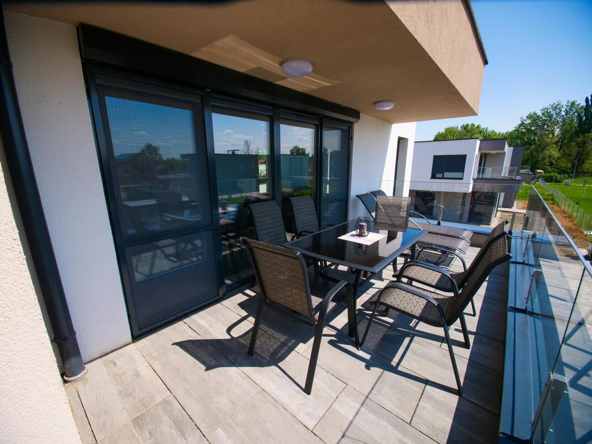 Apartament Zea Apartmanhaz Balatonfenyves Zewnętrze zdjęcie