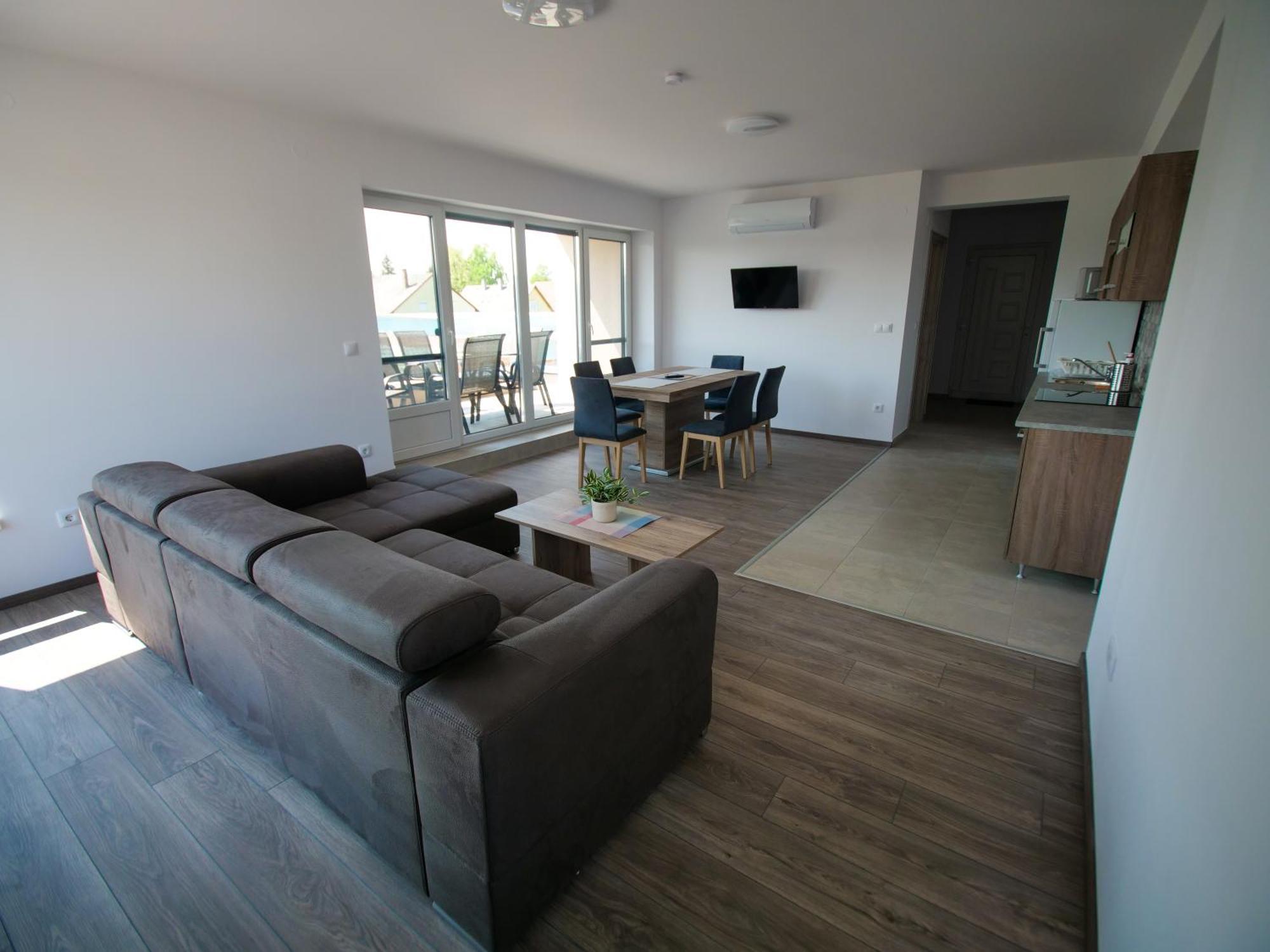 Apartament Zea Apartmanhaz Balatonfenyves Zewnętrze zdjęcie